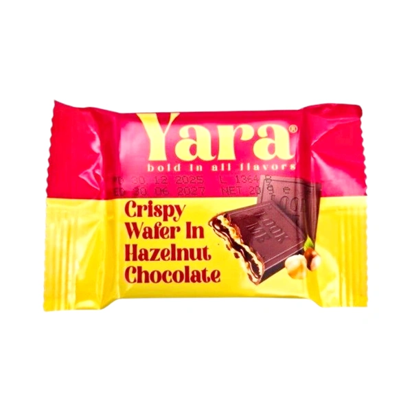NAPOLITANĂ LOOK ME YARA CU CREMĂ DE ALUNE GUST DULCE ȘI CROCANT 20 GR